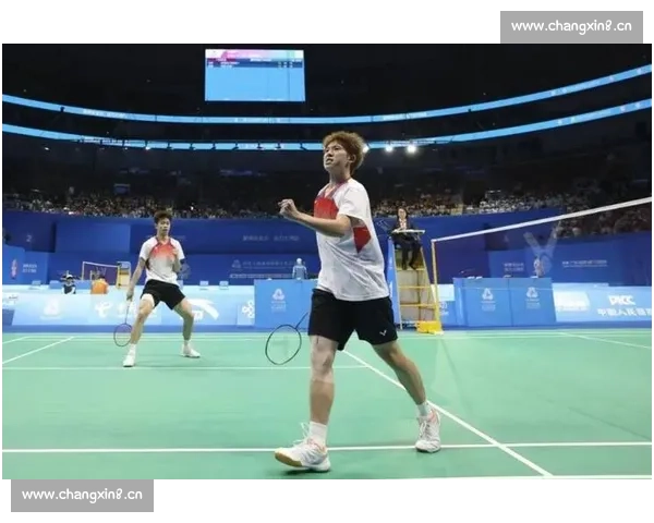 羽毛球赛场风云变幻 经典对决揭示冠军之路